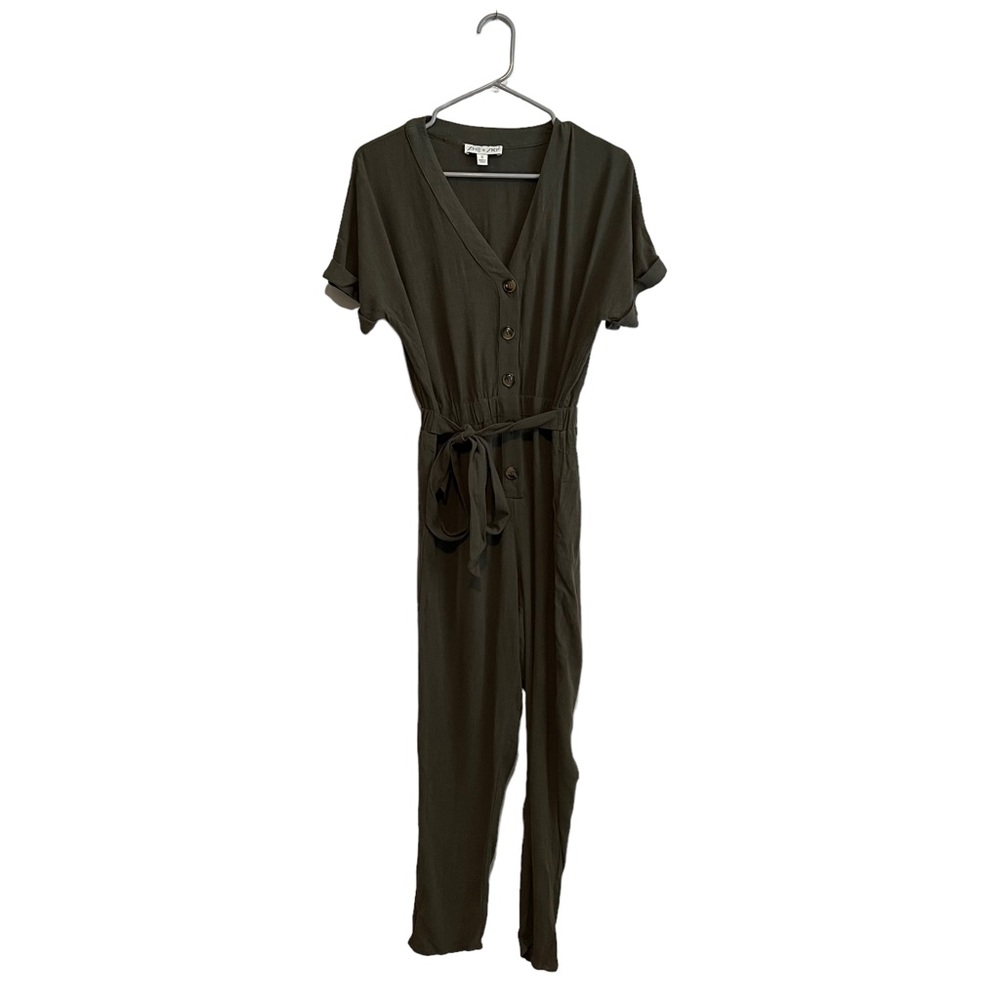 She + Sky Army Green Women’s Romper Women’s Size S Short Sleeve